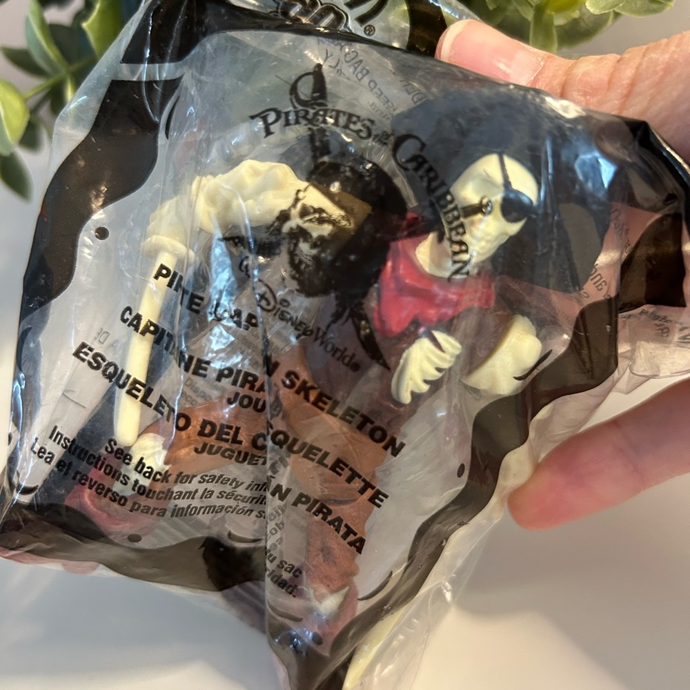 McDonald’s toy, Disney’s Pirates of the Caribbean, Skeleton figure